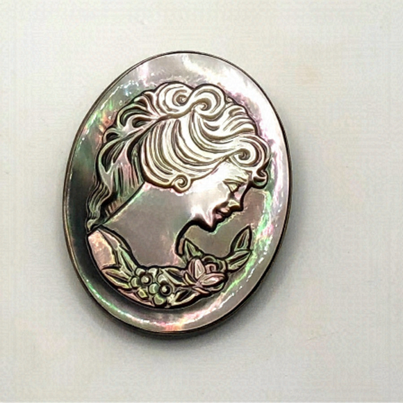 Vtg Sterling Abalone Carved Shell Cameo Brooch 1.6” - Picture 1 of 5